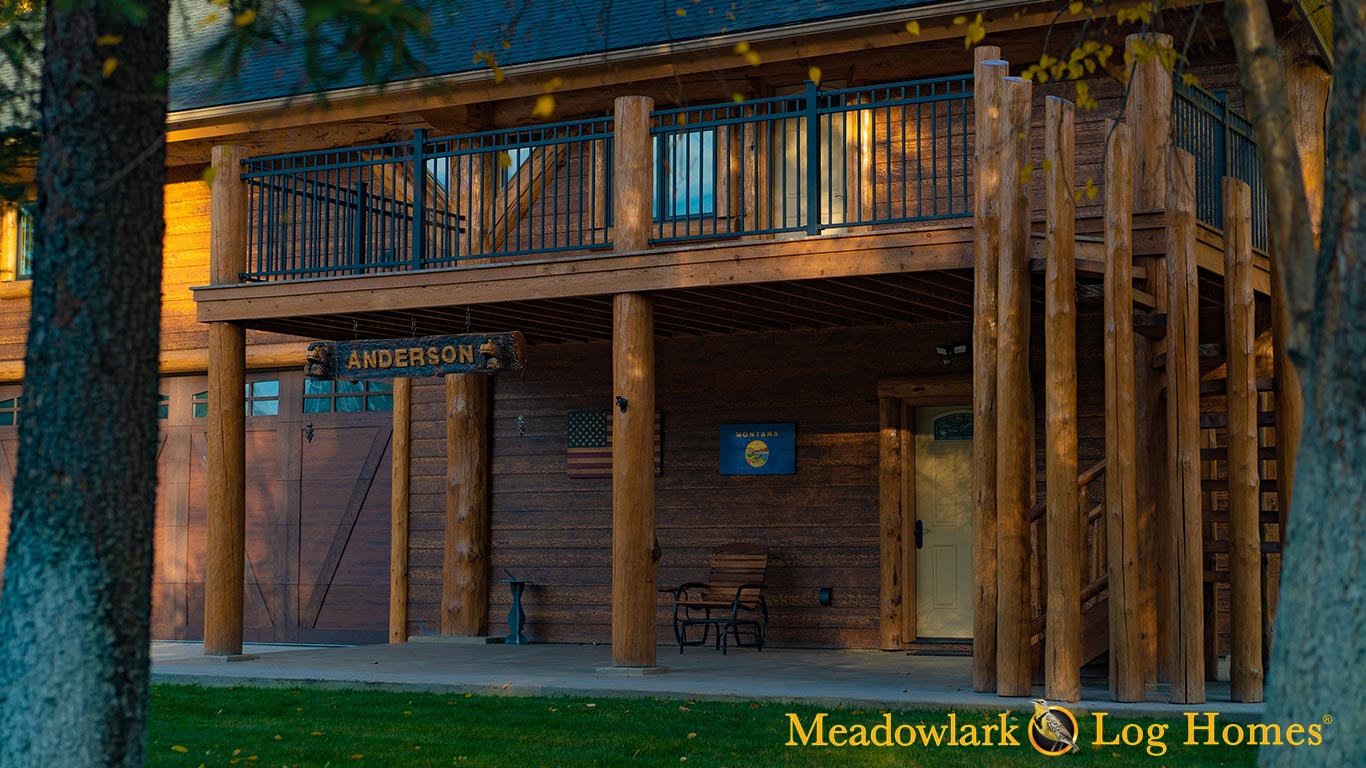 42x52 Montana  Timber  Frame  Meadowlark Log Homes 