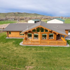 meadowlark log homes